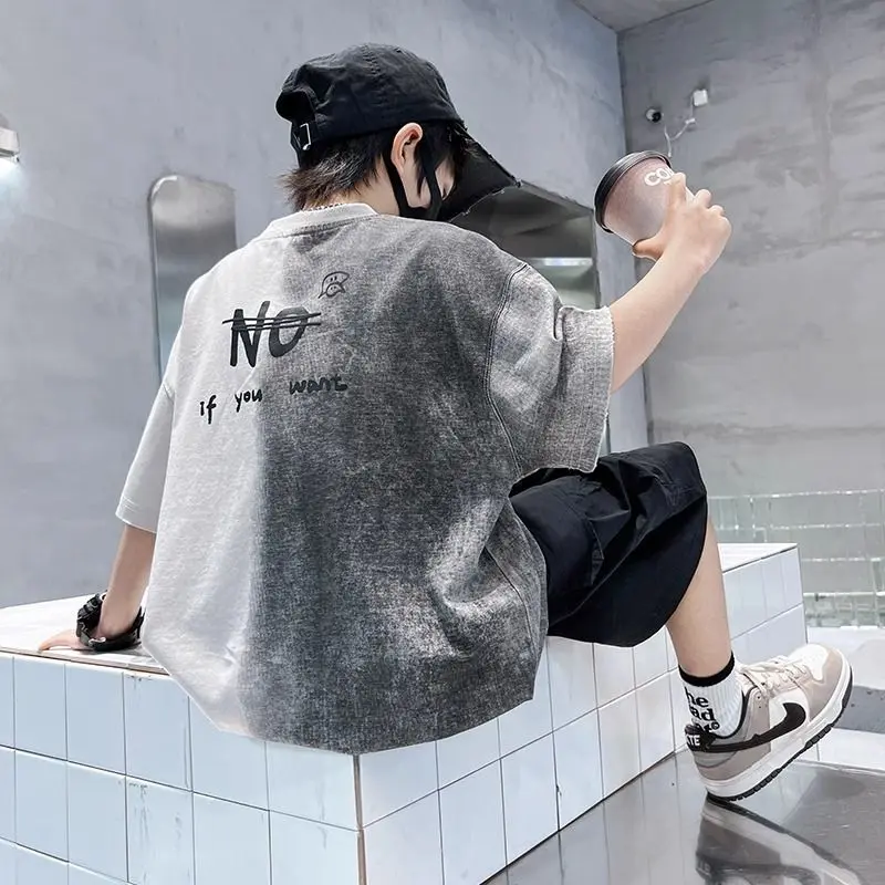 Áo Thun Ngắn Tay Mùa hè, Cho Bé Trai, Phong Cách Gradient Hợp Xu hướng Pu Shuai Thiết Kế Tuyệt Vời, Họa Tiết HK, Năm 2024