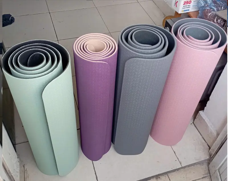 Thảm Yoga  2 mặt, đúc liền 2 lớp kt 180cm x 60cm dày 0.6cm 2