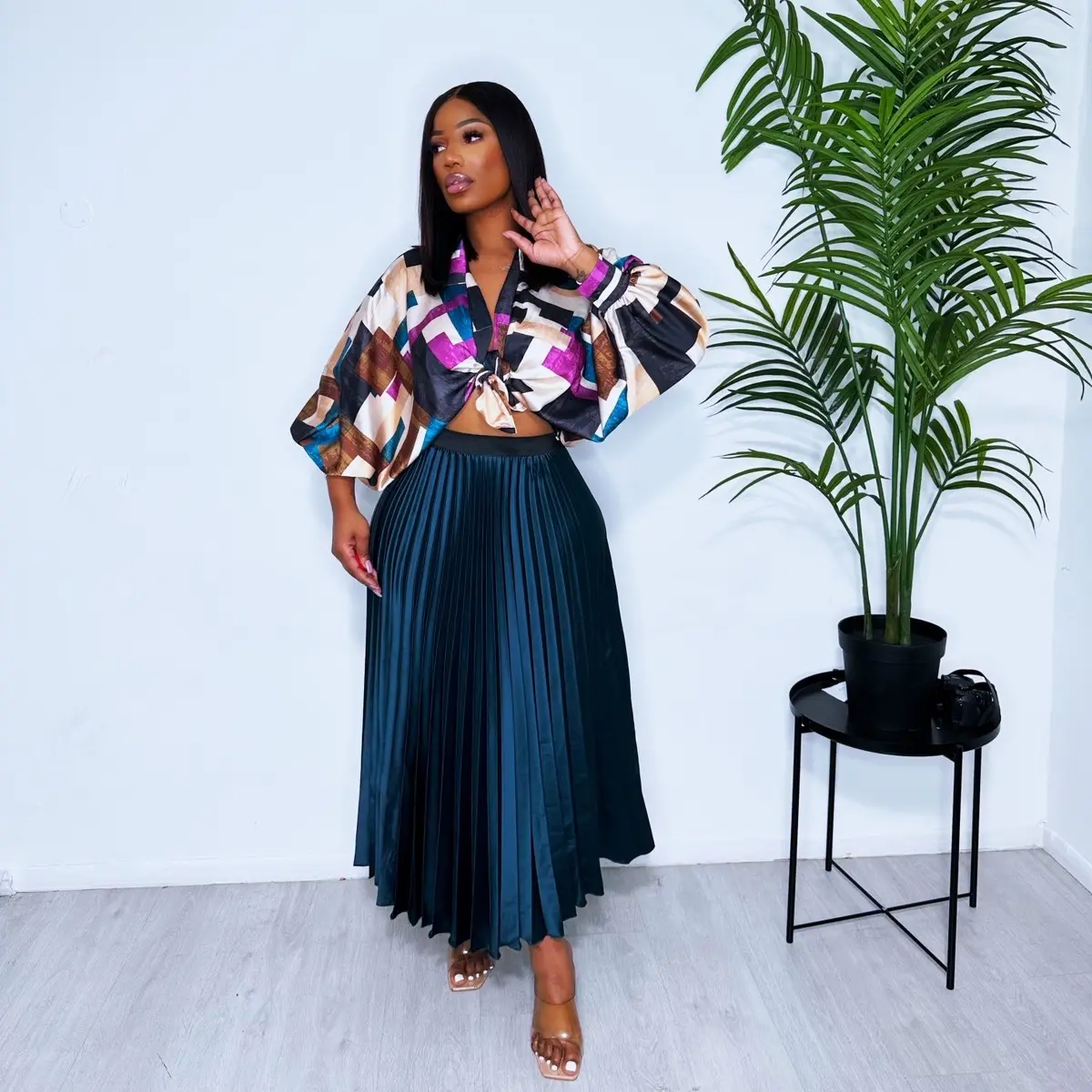 WONDERWOMAN PLEATED SKIRT