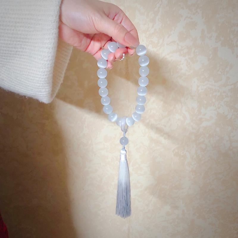 Product Introduction of Ancient Style White Moonlight - Cat's Eye Stone Handheld She Tai Cui Hanfu Tassel Hand Spinner Ancient Style Cultural Play Soft Bracelet for Men 9