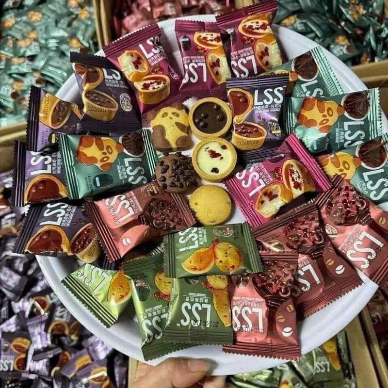 ￼Bánh Quy Bơ Sữa LSS Mix Vị TÚI LỚN 1KG - Bánh Quy LSS Socola Sữa Chua  Việt Quất Thơm Ngon - Bánh Qui Ruvask Snack Food Thức Ăn Ăn Vặt 1