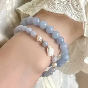 Gelang Manik-Manik Batu Biru Lembut dengan Pesona Bunga Gelang Fashion Wanita