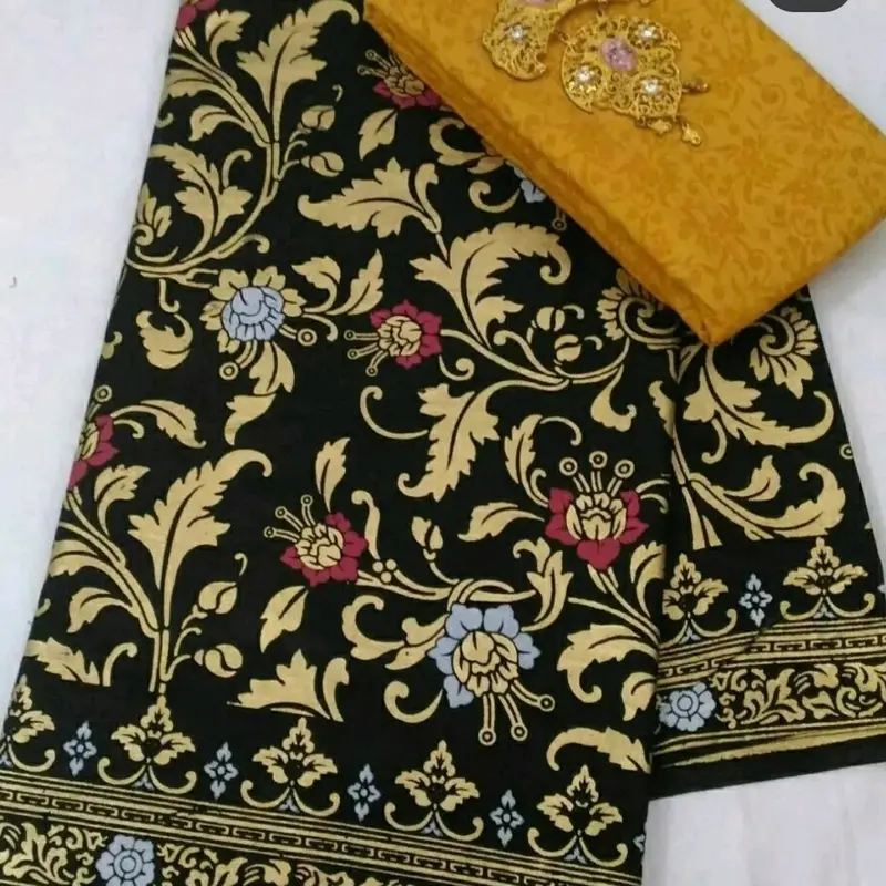 rok duyungprada tiga warna kombinasi renda Wanita Motif Panjang 2