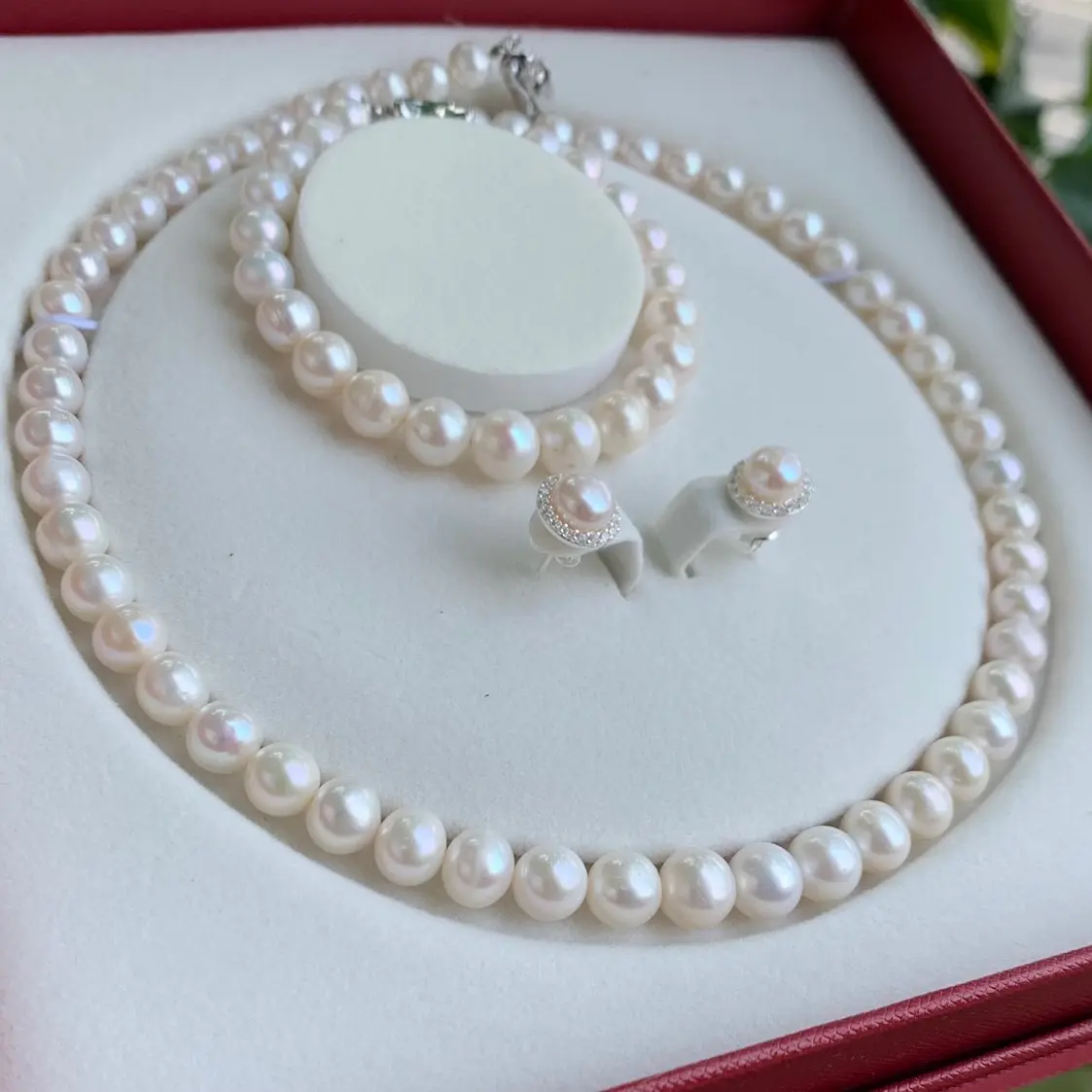 Bộ vòng ngọc trai 9ly gần tròn bóng đẹp có vết tỳ tự nhiên bông tai viền cz nổi bâth, làm quà tặng sang trọng