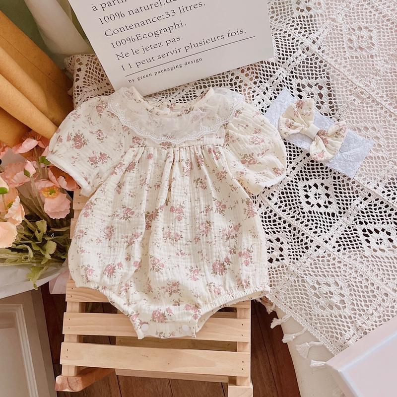 Bodysuit Cho Bé Xô Muslin Vintage Hoa Tím Cổ Ren Kèm Turban Ren Nơ Xinh Xắn