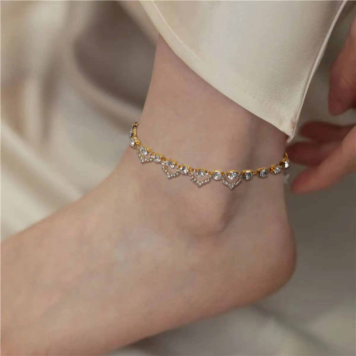 Golden Girl Fashion Anklet European and American Heart Anklet Exaggerated Full Diamond Foot Ring Water Diamond Foot Jewelry Ankle Chain