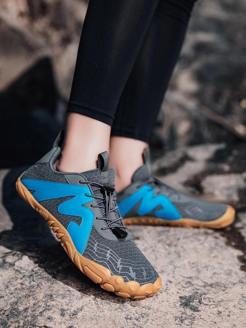 Product Introduction of Women's Sporty Lace Up Water Shoes, Lightweight Breathable Comfortable Shoes, Outdoor Sports Shoes for Beach, Swimming, Camping, Hiking, Closed 2