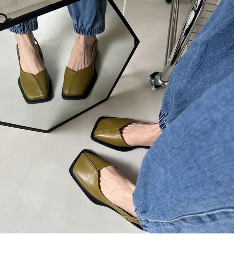 Product Introduction of Internet Celebrity Closed Toe Sandals for Women 2024 Spring and Summer New French Retro Flat Square Toe Shoes Niche Sandals Ins Fashion 7