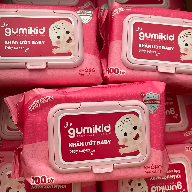 ￼Thùng 10 gói khăn ướt bản Gumi Kids ,1 gói 100 tờ,GUMI KHÔNG CỒN,không parabens,AN TOÀN CHO TRẺ SƠ SINH  Cho Bé Kem 1