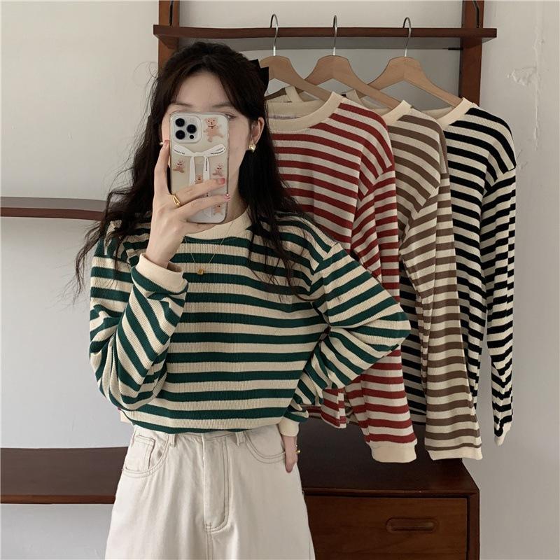 Áo len nữ kẻ sọc tay dài form rộng , áo len dệt kim mongtoghi dáng dài bassic phong cách hàn quốc 23September