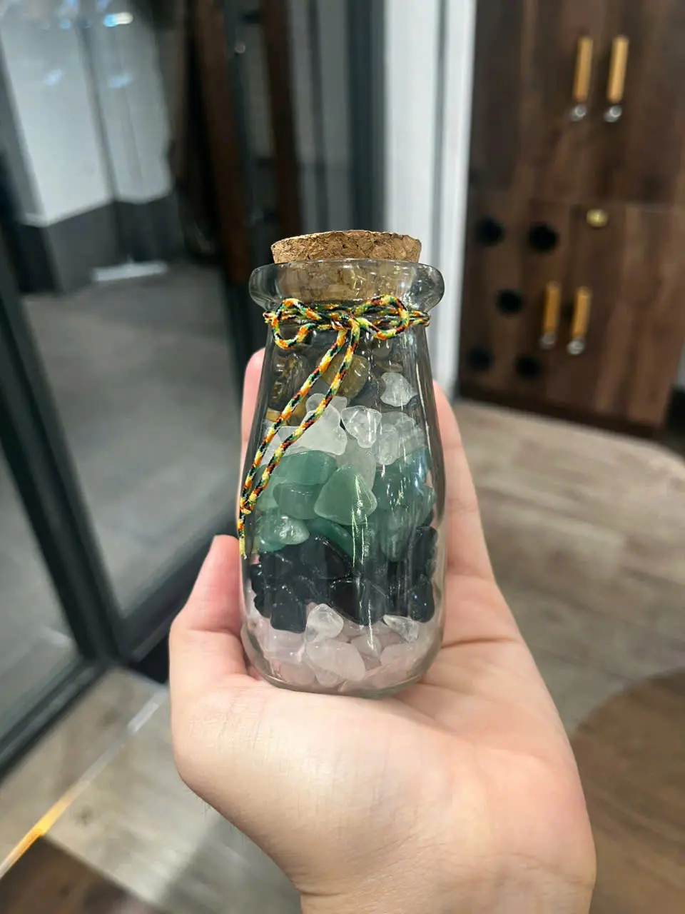 Lọ thủy tinh thạch anh nhiều loại (mắt hổ, green adventurine, thạch anh hồng, obsidian, thạch anh trắng ), Thuỷ Tinh