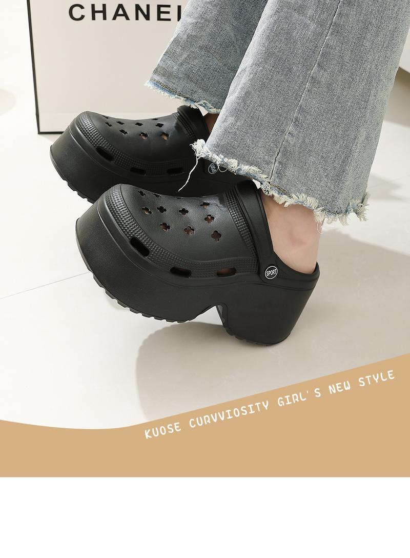 Product Introduction of Thick soled perforated shoes for women wearing slippers, summer home shoes for women, couple EVA slippers, cool slippers for women 11