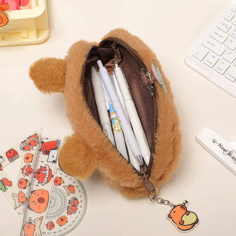 Kotak Pensil Bulu Lucu Capybara/ Pouch /Tempat Makeup /Aesthetic /Korea Boneka /Fashion / Karakter / 5