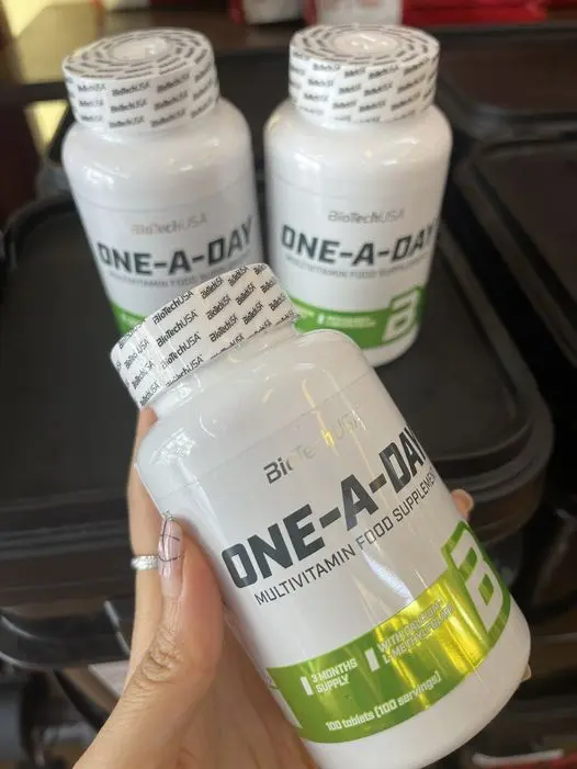 Viên Uống Vitamin Và Khoáng Chất One A Day BioTechUSA - Hộp 100 viên 2