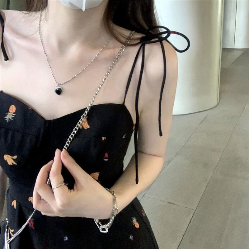 Product Introduction of 2025 Summer Dress for Women Slim Fit Floral Strap Dress Petite Sweet Spicy Short Dress New Fashionable 9
