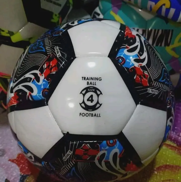 BOLA SEPAK ZISE 4