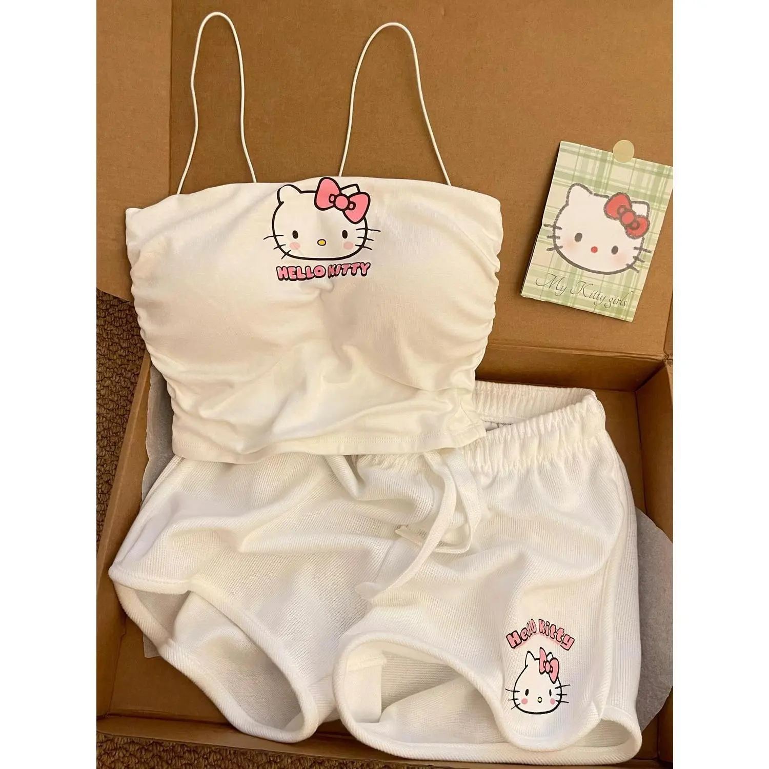 Đồ Ngủ Hello Kitty, Thiết Kế Dễ Thương, Dành Cho Nữ, Đệm Ngực, Dây Đeo Spaghetti Ngọt Ngào, Thích Hợp Cho Các Hoạt Động Ngoài Trời, Thiết Kế Dễ Phối Đồ Cô Gái Nóng Bỏng, Mùa Hè 2024 Hàng Mới Về