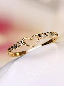 Anillo de compromiso elegante para mujer con decoración de diamantes de imitación, anillo de promesa con diseño de corazón calado a la moda para mujeres y niñas, joyería vintage de moda como regalo para la decoración diaria y de fiestas
