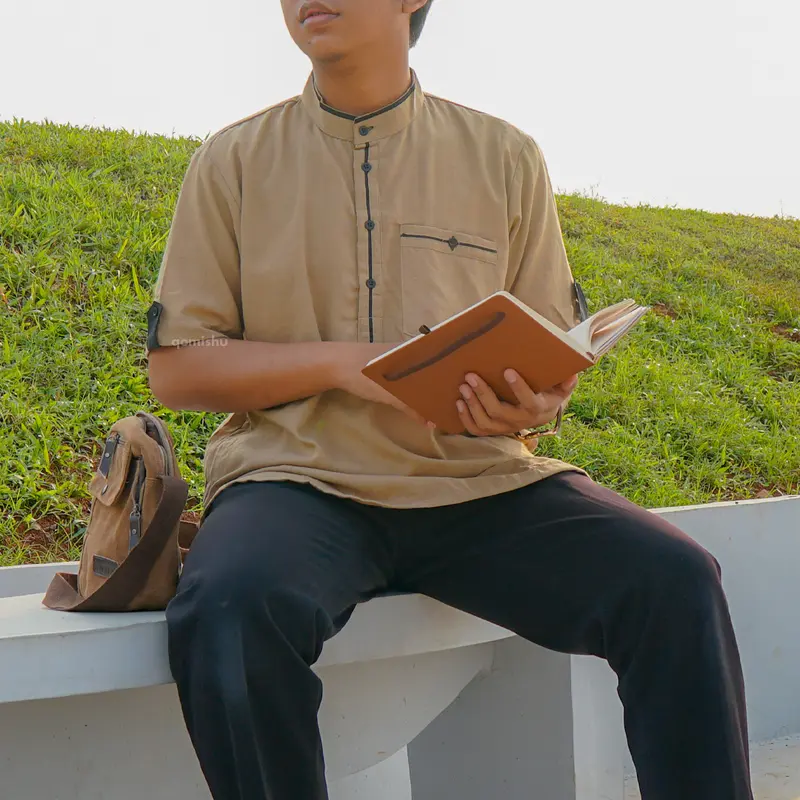 KOKO KURTA LENGAN PENDEK QOMISHU KHALID 0