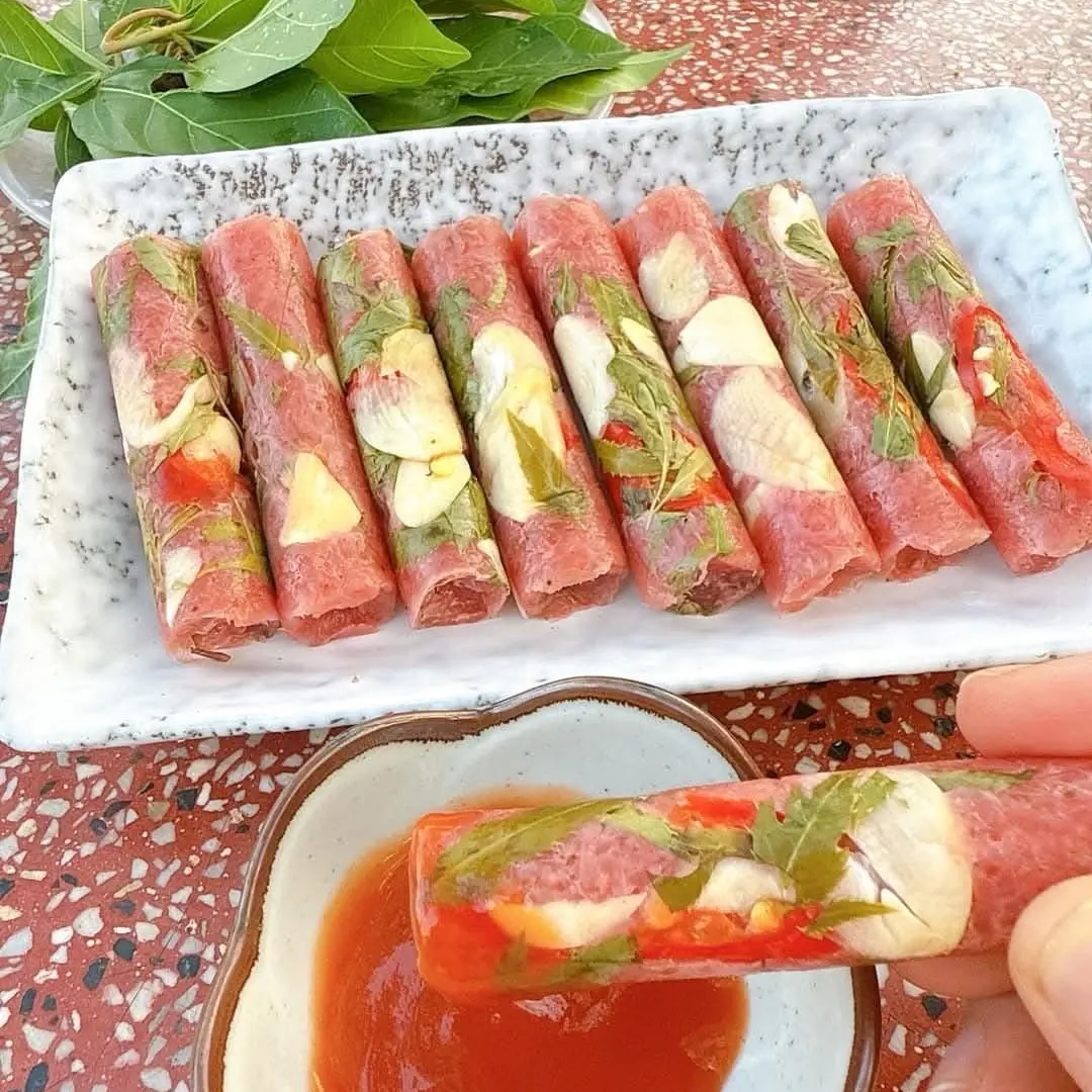 10 cái nem chua truyền thống chua cay ( Quà tặng )