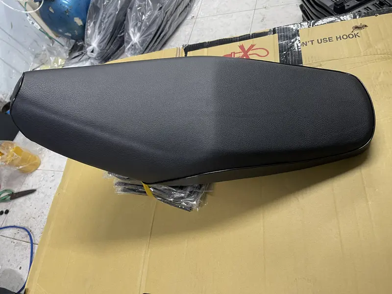 Yên xe Wave nhỏ giống chuẩn theo zin, mút ép chất lượng cao giá rẻ (Nguyên cái yên) 0