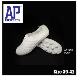 AP Pool 39-42 Hitam Putih / Sepatu Pool Bola Tani Kebun Outdoor / Sepatu Karet / Sepatu Tahan Air