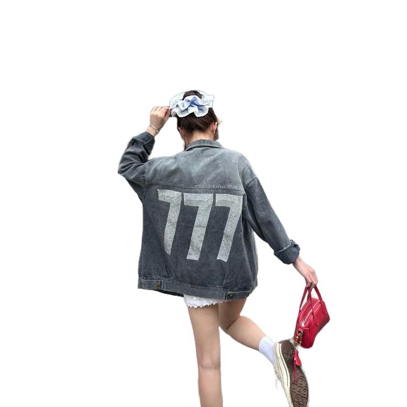 Áo Khoác Jean Bò Tay Dài Lưng Đính Đá Số 777.From Dài dáng Rộng Dành Cho Nam Và Nữ Freesize Dưới 60kg.Huyền Thanh Shop Menswear Jacket Blue Button Front Women Top jeans