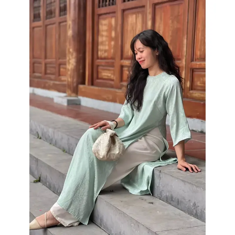 [SẴN HÀNG]Aó Dài Gấm Tơ Xuông Dáng Xưa Tay Loe Đính Cúc Bọc Diện Tết Du Xuân hot trend 2025, nữ, women dress - Áo Dài Mỹ An 6