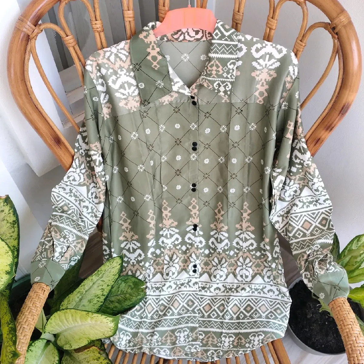 ATASAN KEMEJA TUNIK WANITA MAXMARA Kancing