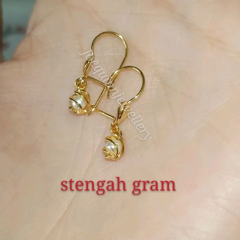anting mutiara gantung kadar rendah Perempuan