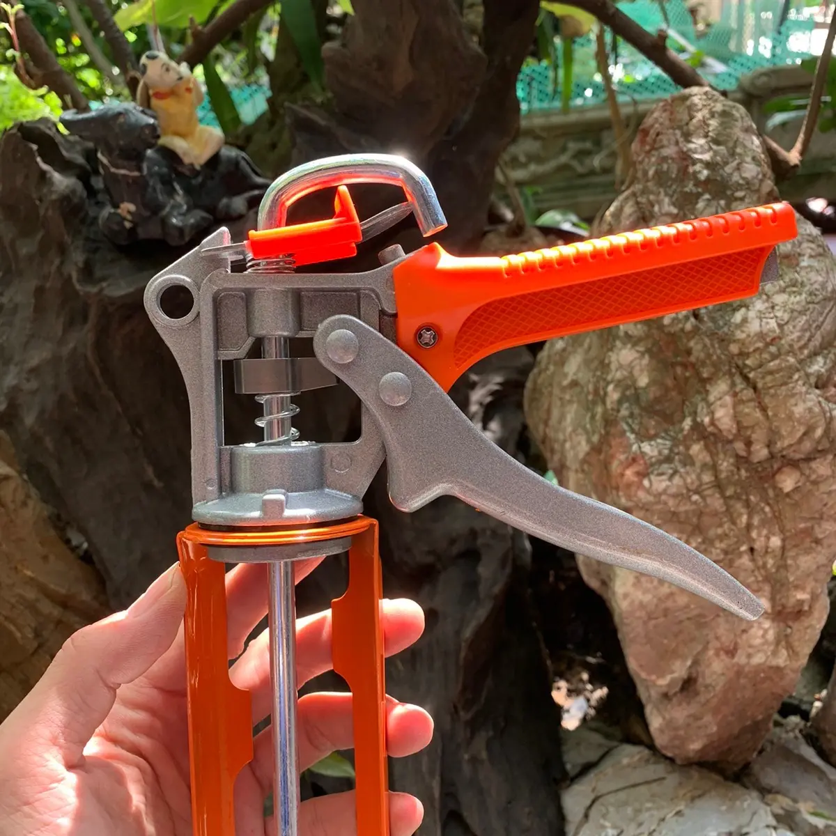 Dụng Cụ Bắn Keo Silicone Trợ Lực Cao Cấp Giá Tốt