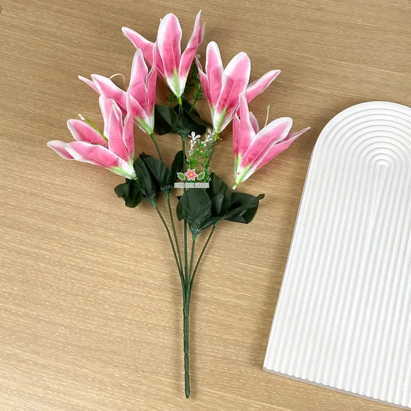Lily Bintik Artificial / Bunga Artificial / Bunga Plastik / Bunga Dekorasi / Dekorasi Pernikahan / Pernikahan 4