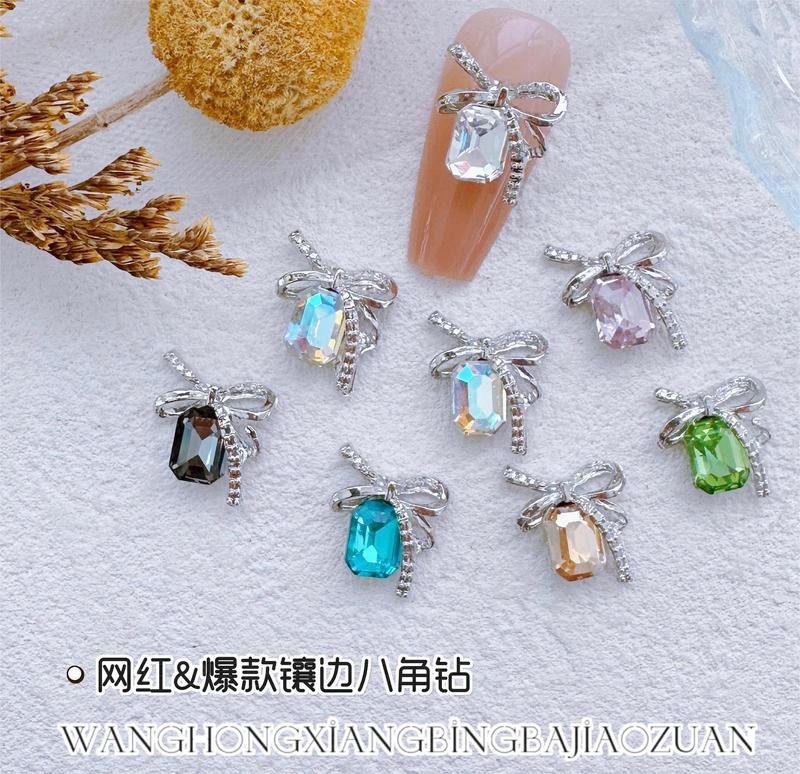 Product Introduction of Seni Kuku Bergaya, dengan Berlian buatan, Hiasan Ikatan Simpul, Ultra Berkilat, Mampu Milik, Tepi Mewah, Berlian buatan Oktagonal, Berlian buatan Aloi, Aksesori Kuku Logam 2