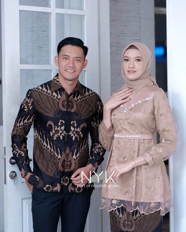 Nayanika Batik - Set Kebaya Brukat Modern Aruniika Lila Nude Rose Batik Couple Pasangan Terbaru Brukat Tulle Kombinasi Katun Prima Payet Ronce Size M L XL 0