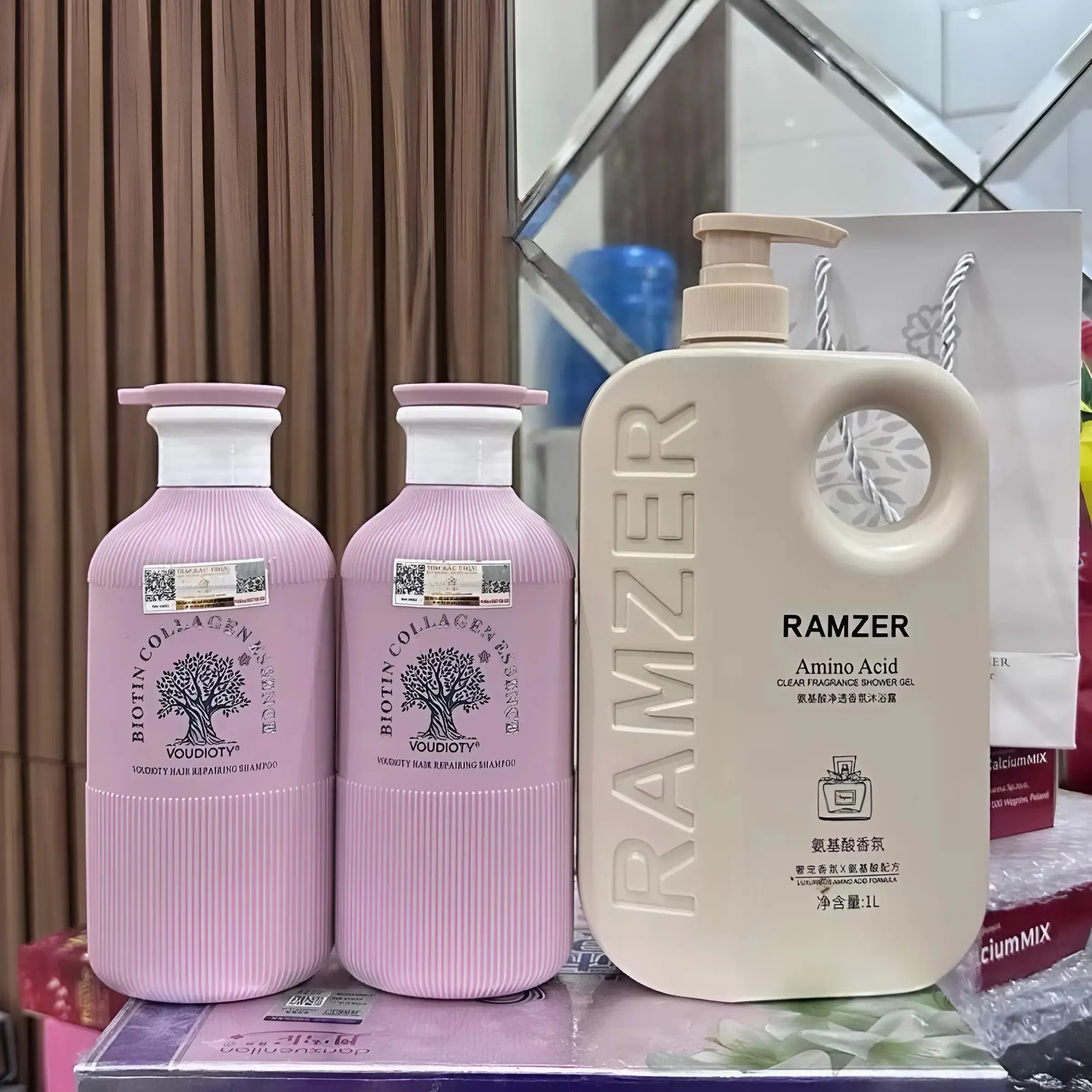 Combo cặp dầu gội xả Biotin Collagen 1000ml và sữa tắm Ramzer Nữ