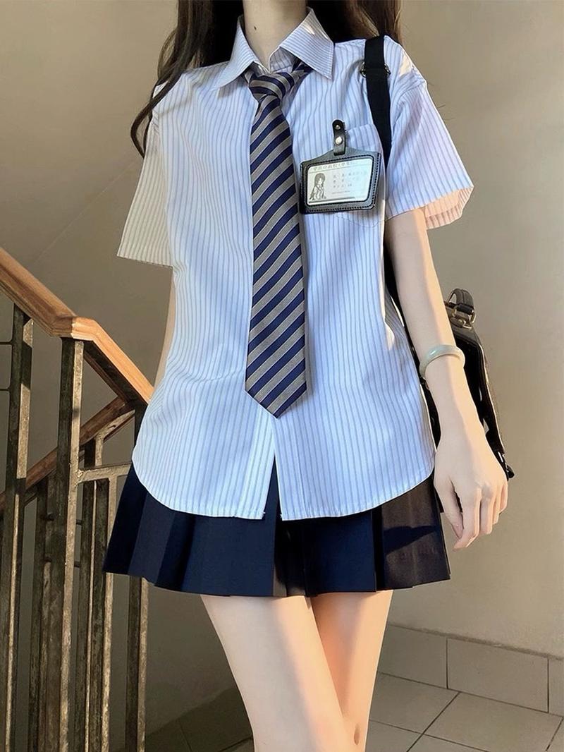 Product Introduction of Three-Piece Summer New Japanese College JK Striped Shirt Short Sleeve Student All-Matching Pleated Skirt Anti-Aging Outfits 25