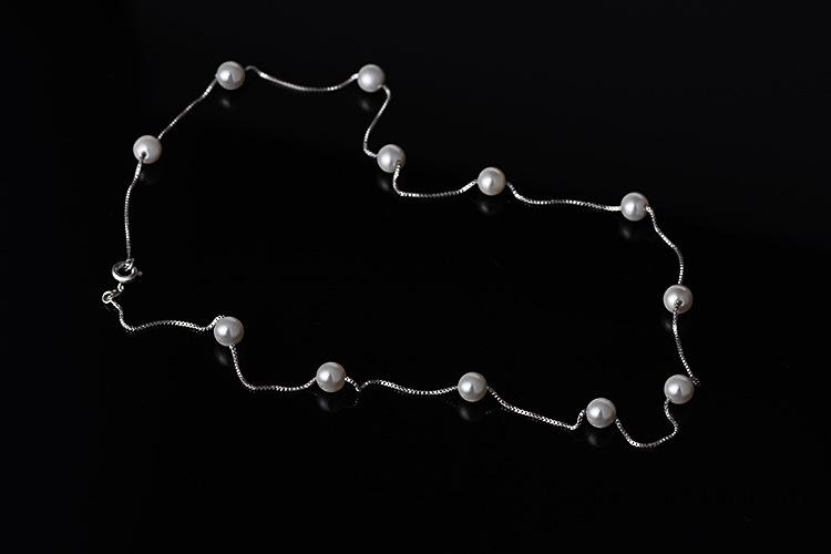 Product Introduction of 925 Sterling Silver Jewelry Japan and South Korea Short Pearl Sweater Necklace Women Fashion Simple and Versatile 3