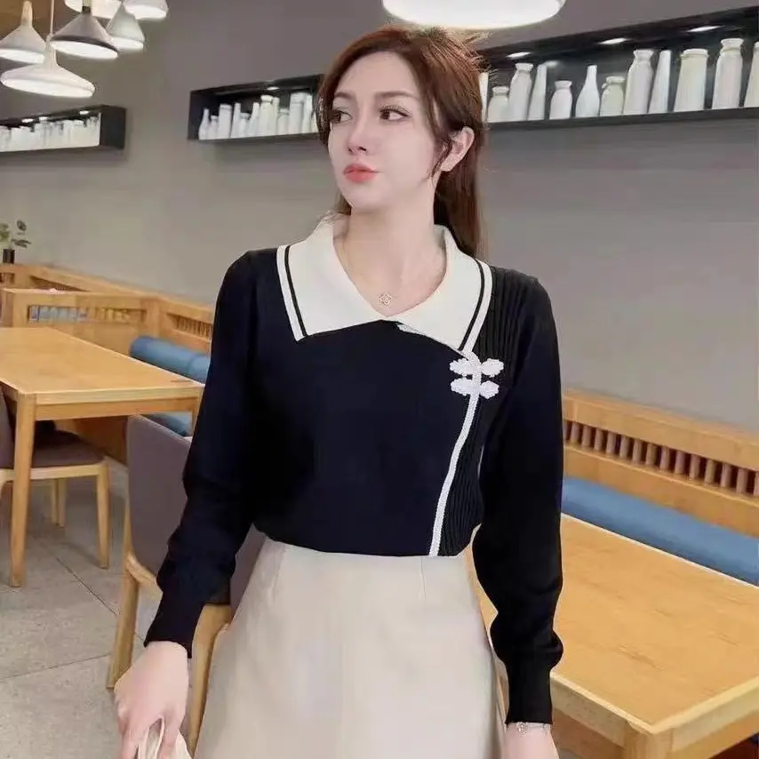 Autumn New Chinese Style Girl's National Style Element Buckle Color Matching Long-Sleeved Top for Women Shirts Womenswear Blouse Lingerie Comfort Longsleeve Short Vneck Casual