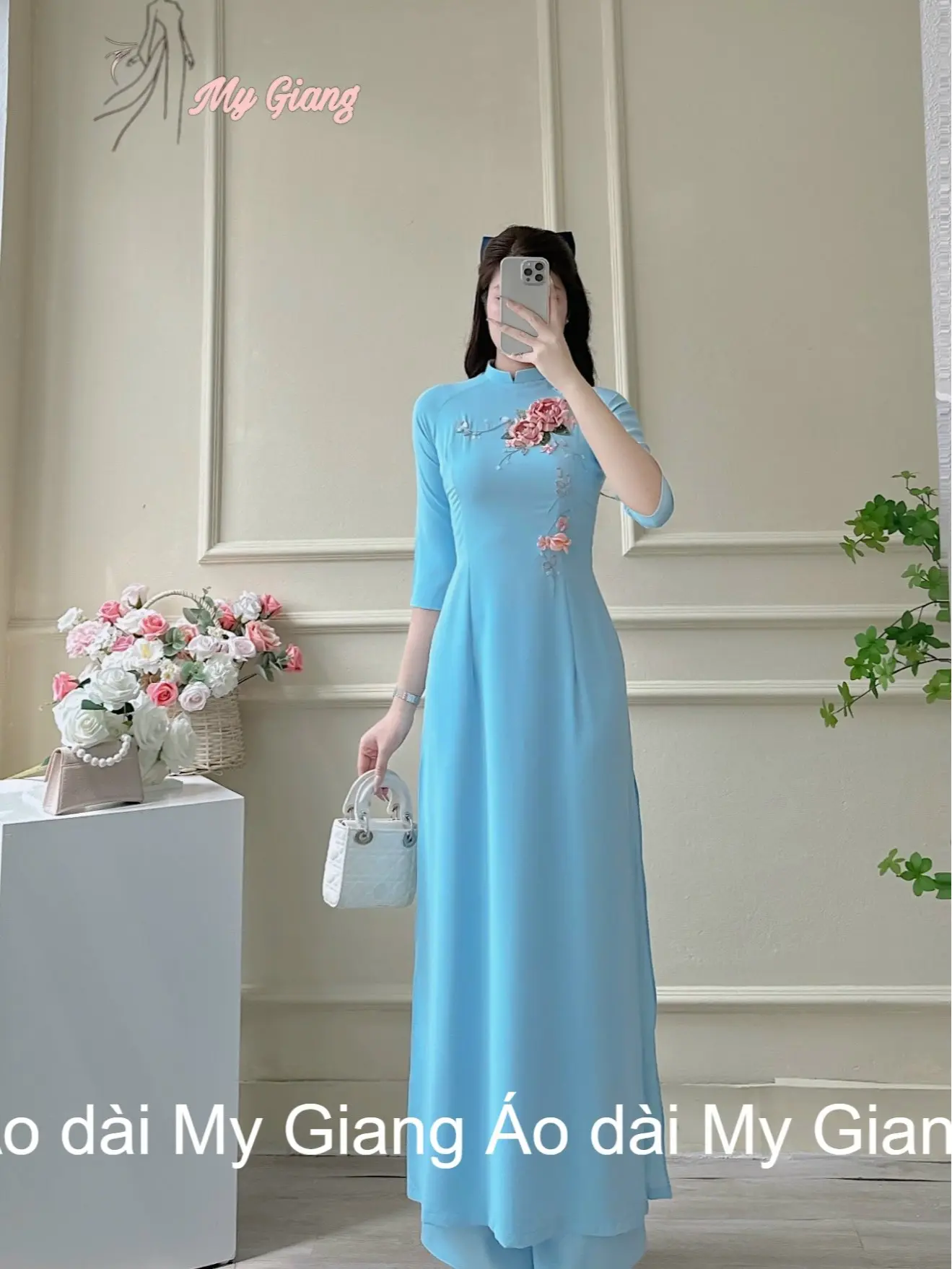 Bộ áo dài thêu hoa lụa mĩ cao cấp