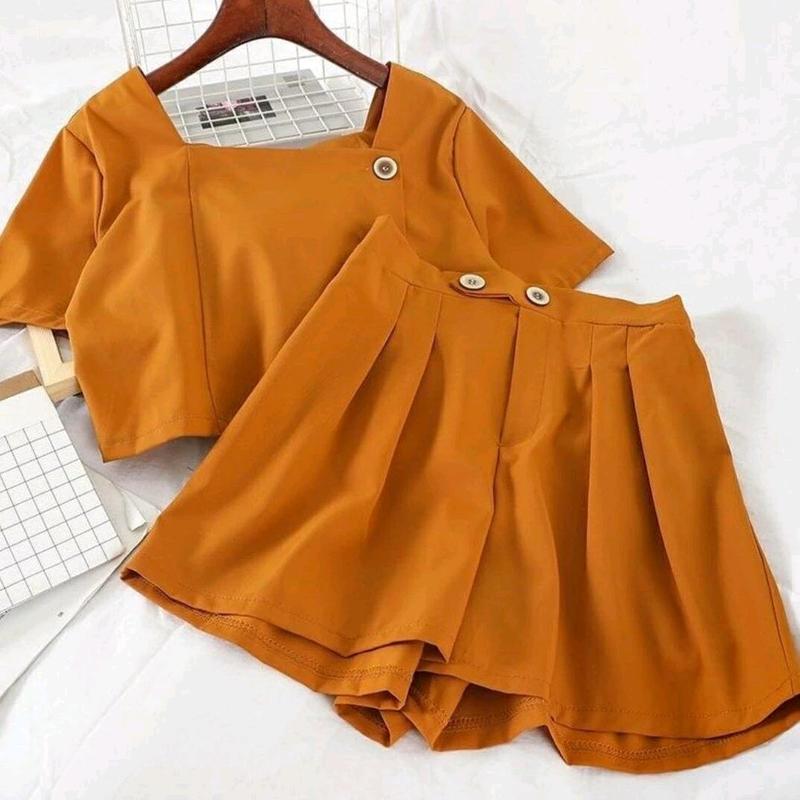Set Claudia Setelan Baju dan Celana Kancing  Polos Lengan pendek 0