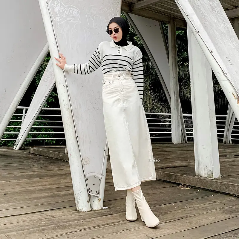 JINISO SEVENTY - 901 Slit Highwaist Rok Jeans Wanita Warna Khaki 5