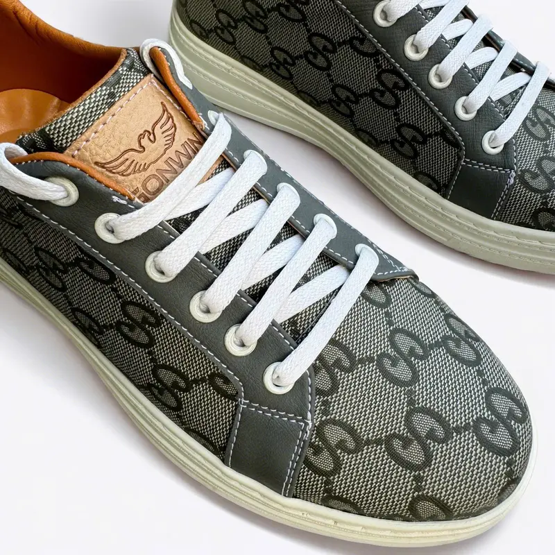 Giày thể thao nam - giày Sneaker nam cao cấp, chất liệu da Sít ( Microfiber ) loại 1, Phiên bản màu Nâu họa tiết và ghi họa tiết,  Đế Cao Su đúc Nguyên Khối cực kỳ êm chân, thoáng khí, dây thắt nút, Thích Hợp 4 Mùa Cao Su Caro Shoes Sneaker 4
