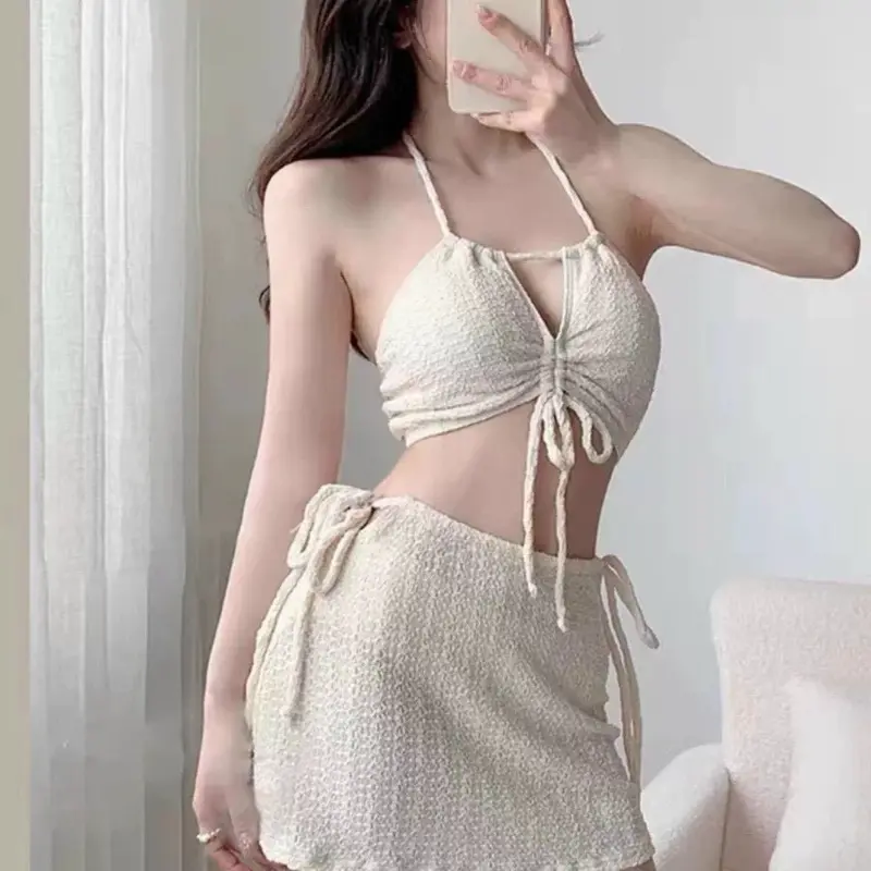 Sét biển ba món xinh siểu chị em mình gồm áo bra có mút ngực quần bikini rời chân váy chất vải thun sóng co dãn bốn chiều Nữ 1