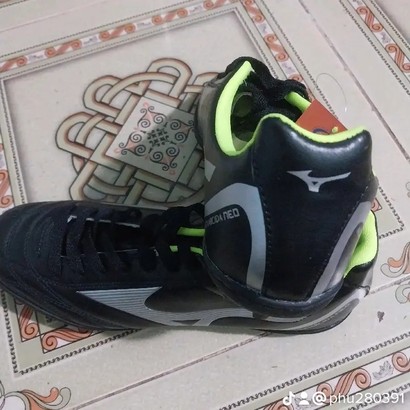 mizuno đen 1