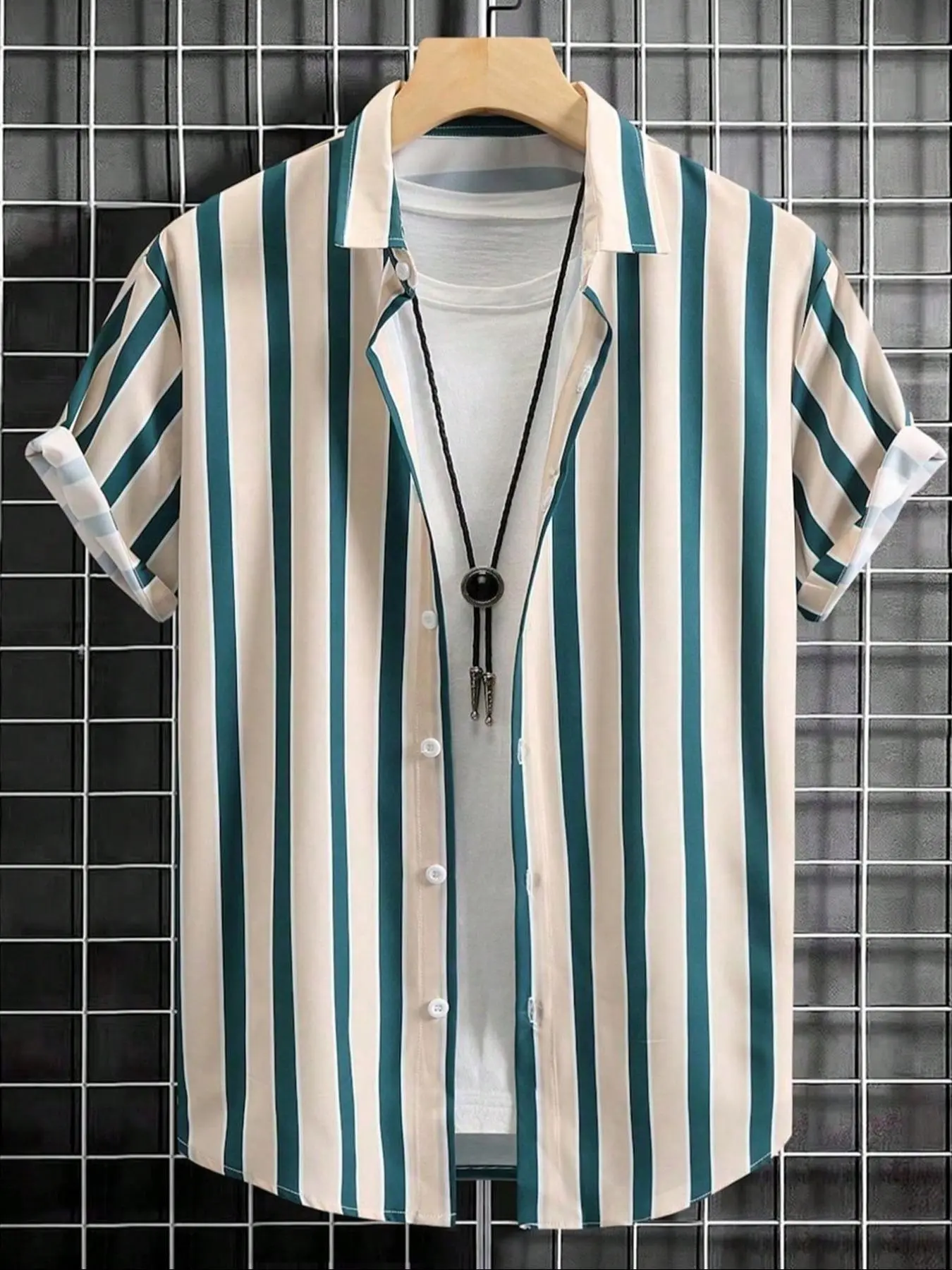 Men's Striped Print Button Front Shirt, Regular Fit Casual Short Sleeve Collared Top for All Seasons, Men's Clothes for Daily Wear