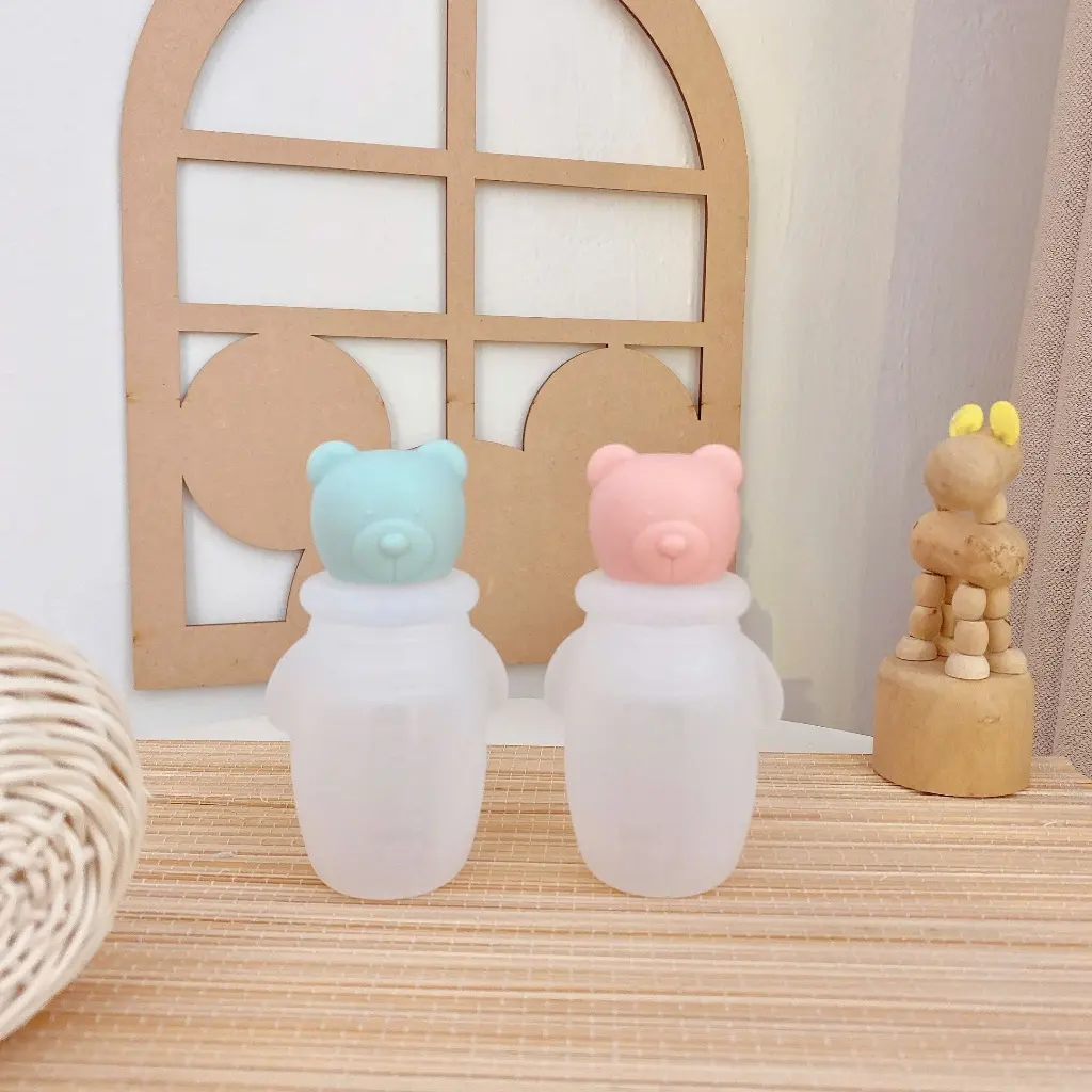 Dụng cụ giúp bé uống thuốc dễ dàng Barot chất liệu silicone mềm mại an toàn cho bé