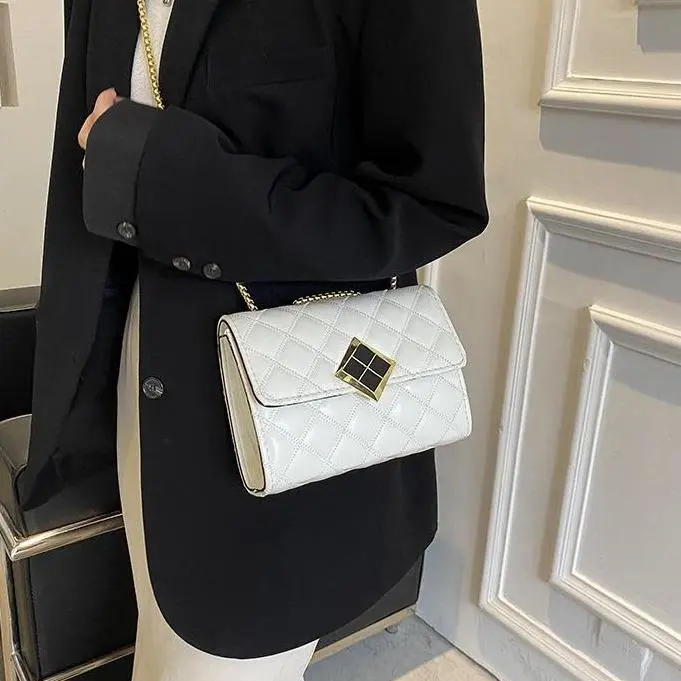 Tas Elegant Lisa Slingbag Tas Selempang Wanita Tali Panjang Tas Wanita Murah 7