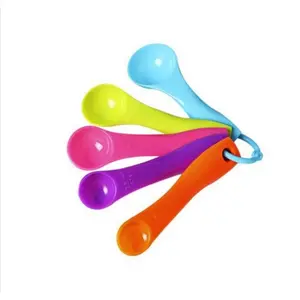 alat ukur takar sendok 5 in 1 sendok takar alat pengukur bahan kue minuman isi 5 pcs tpe elastis alattakarangulauntukesteh Portable White