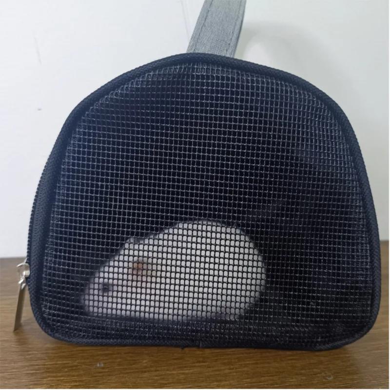 Product Introduction of Durable Hamster Carrier Travel Bag Portable Breathable Small Pet Carrier Sling Bag Hedgehog Bag Rabbit Cage Ferret Carrier Bag 1