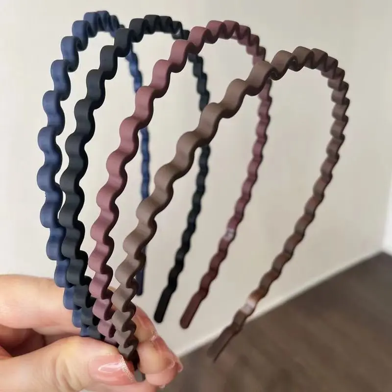 Headband for Washing Face, Non-Slip Hair Accessory for Students, Wavy Hair Band, Simple Hair Clip